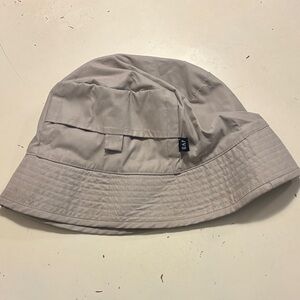 GAP Light Tan Bucket Hat